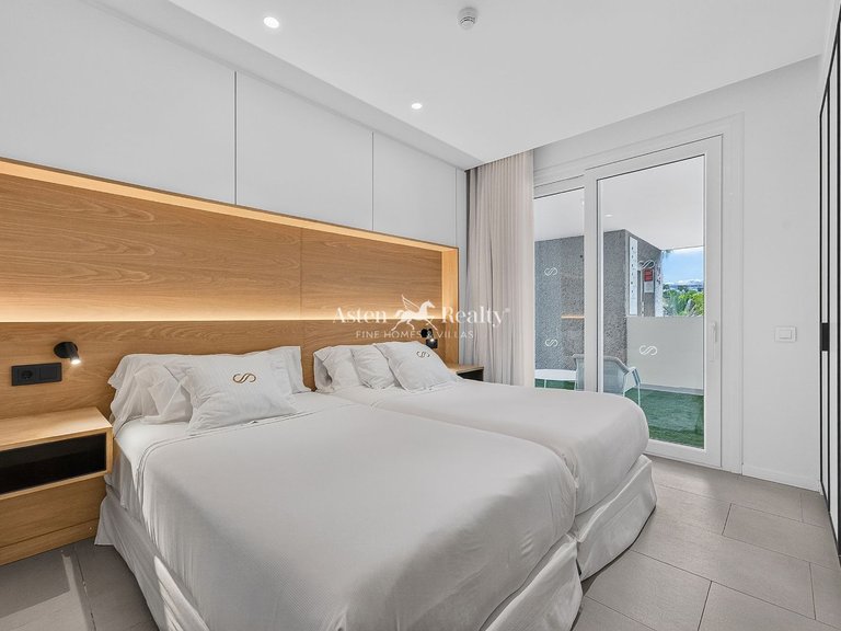 Apartment for Sale in La Caleta, Tenerife 13