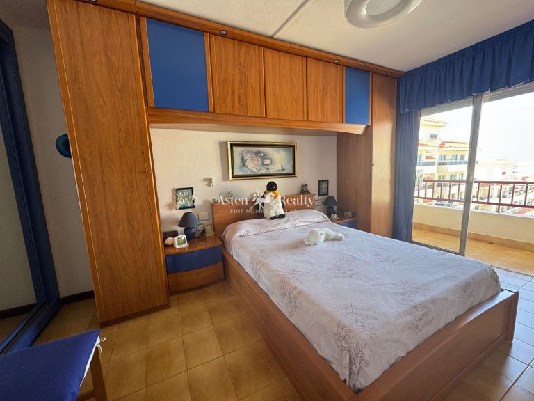 Apartment for Sale in Playa De Las Américas, Tenerife 4