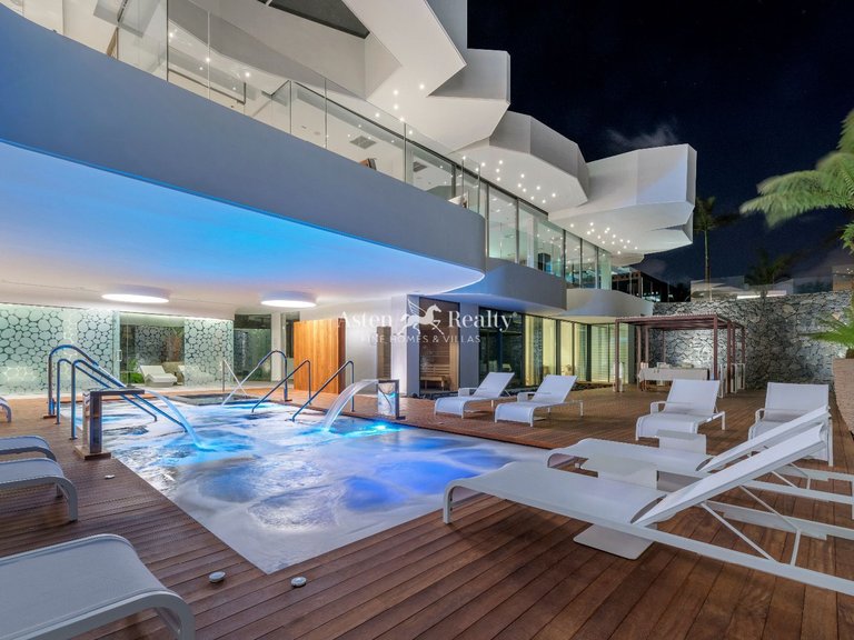 Apartment for Sale in La Caleta, Tenerife 13