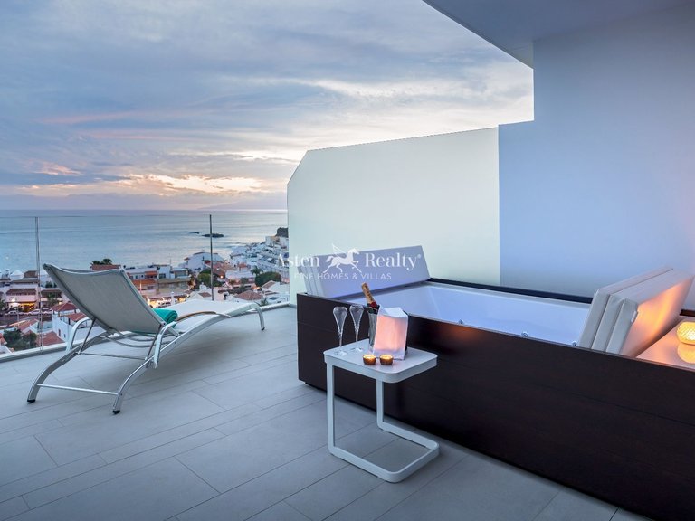 Apartment for Sale in La Caleta, Tenerife 9