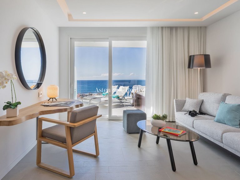 Apartment for Sale in La Caleta, Tenerife 2