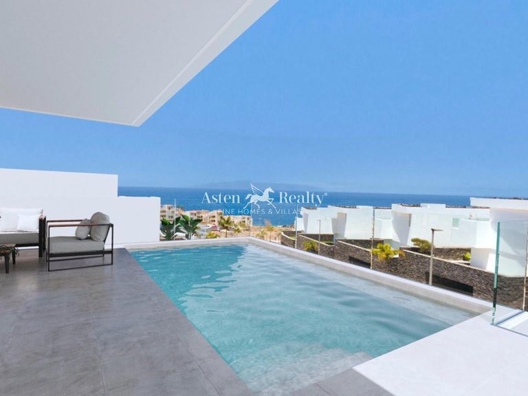 Villa for Sale in Callao Salvaje, Tenerife 1