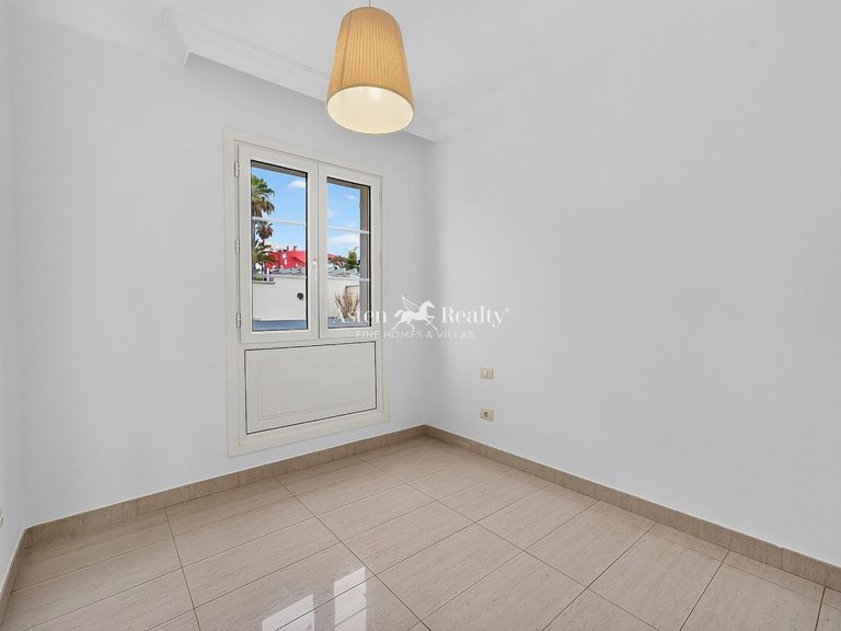Town House for Sale in Chayofa, Tenerife 20