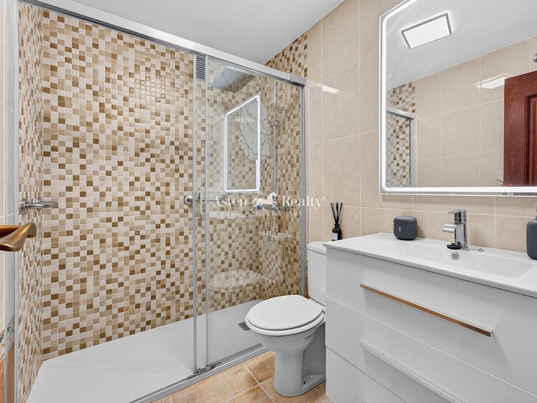 Apartment for Sale in Las Galletas, Tenerife 9