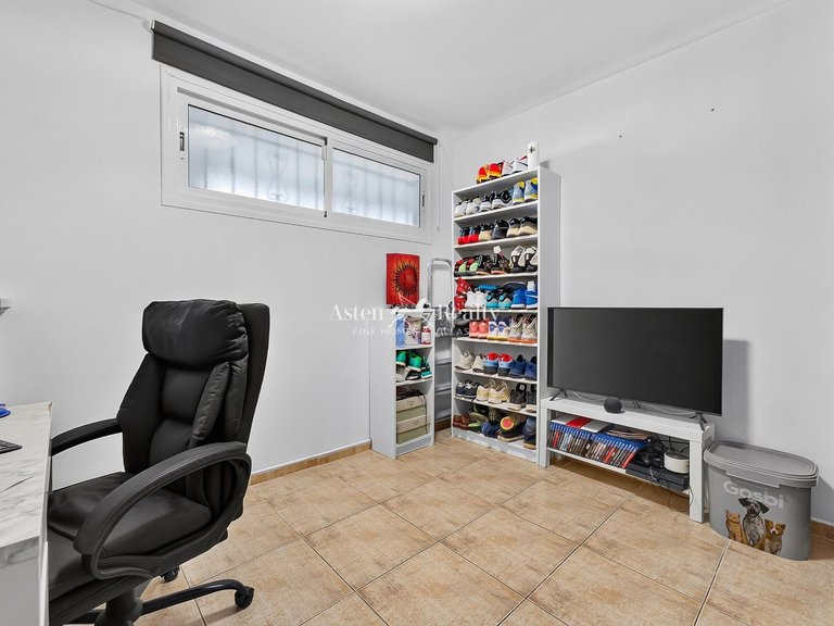 Apartment for Sale in Las Galletas, Tenerife 10