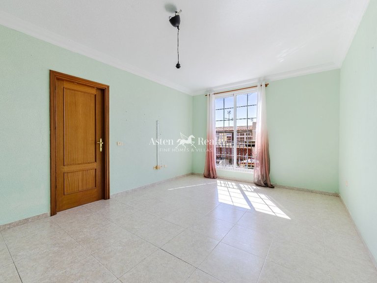 Apartment for Sale in Las Galletas, Tenerife 12