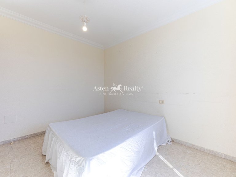 Apartment for Sale in Las Galletas, Tenerife 16