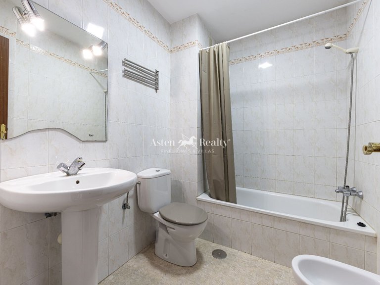 Apartment for Sale in Las Galletas, Tenerife 19