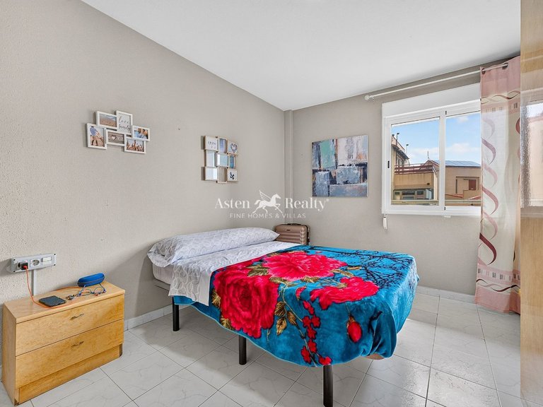 Apartment for Sale in El Medano, Tenerife 15