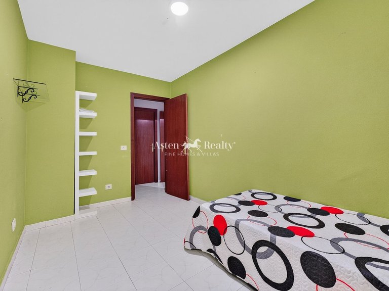 Apartment for Sale in El Medano, Tenerife 13