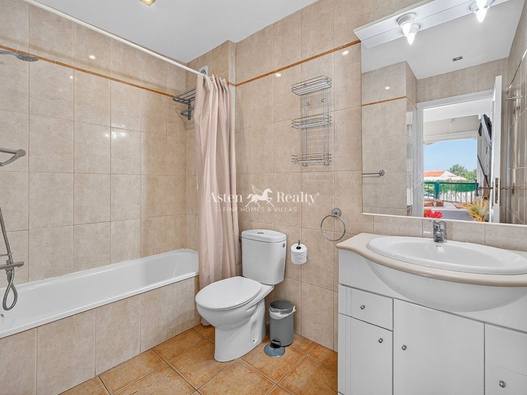 Penthouse for Sale in Puerto De Santiago, Tenerife 9