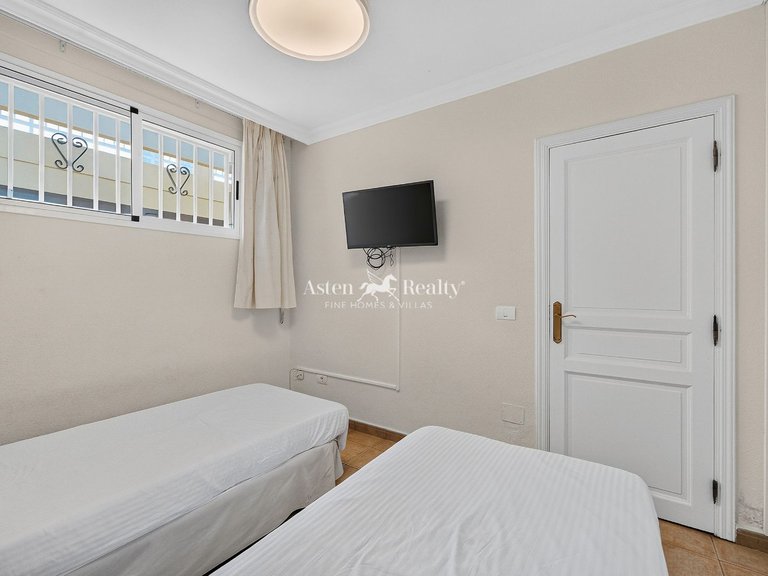 Penthouse for Sale in Puerto De Santiago, Tenerife 12