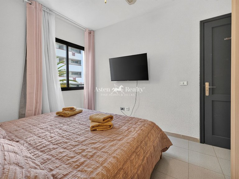 Apartment for Sale in Puerto De Santiago, Tenerife 12