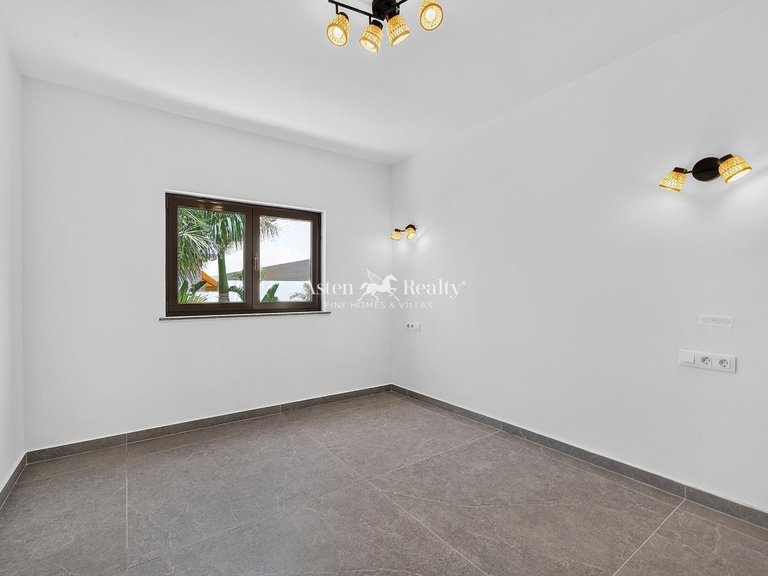 Villa for Sale in Playa Paraíso, Tenerife 34