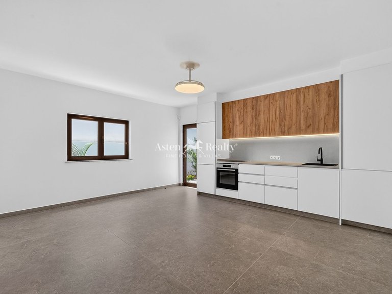Villa for Sale in Playa Paraíso, Tenerife 33