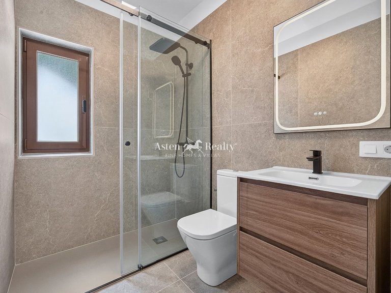Villa for Sale in Playa Paraíso, Tenerife 27
