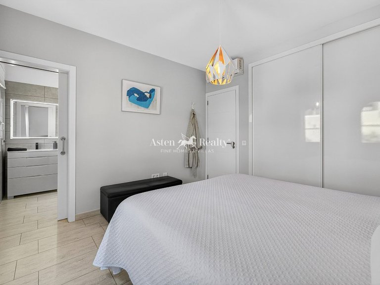Town House for Sale in Playa Paraíso, Tenerife 14