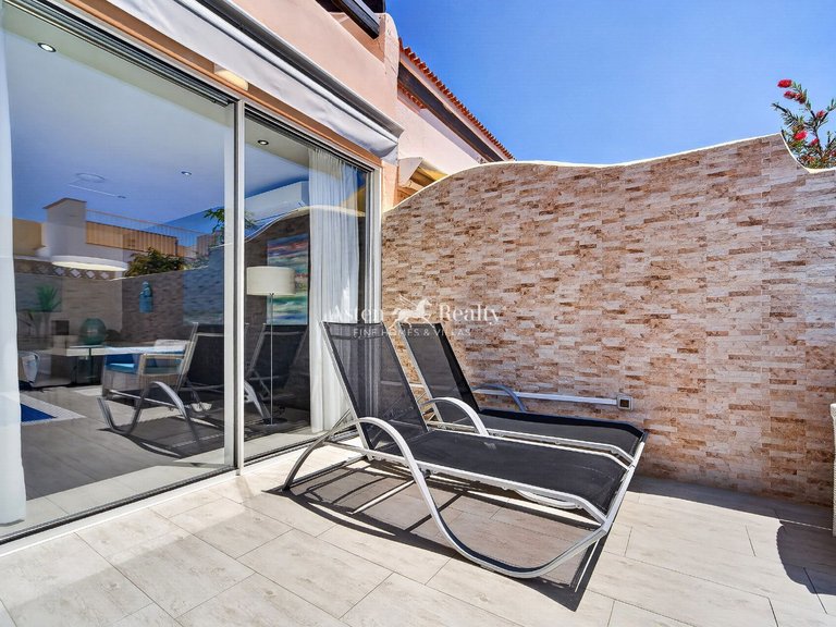 Town House for Sale in Playa Paraíso, Tenerife 3