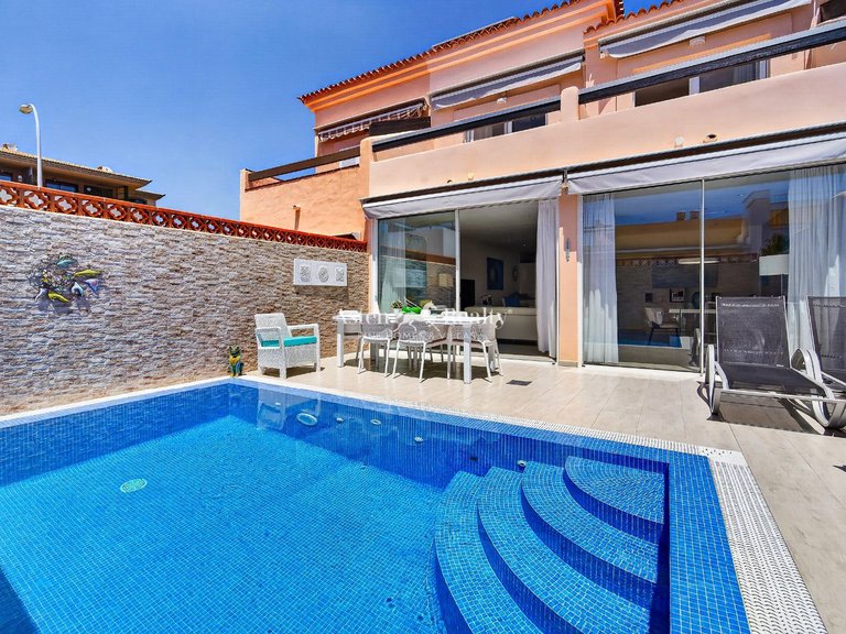 Town House for Sale in Playa Paraíso, Tenerife 1