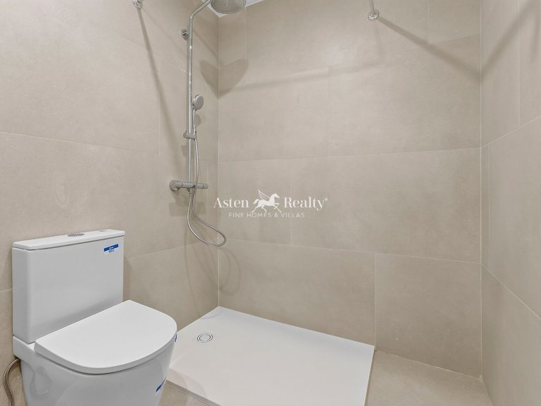 Apartment for Sale in Playa Paraíso, Tenerife 14