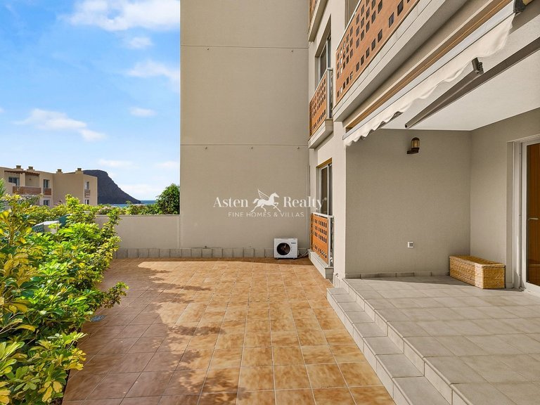 Apartment for Sale in El Medano, Tenerife 4