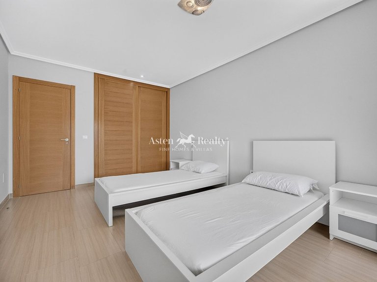 Apartment for Sale in El Medano, Tenerife 15