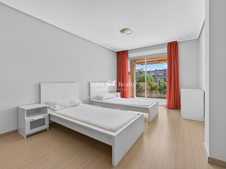 Apartment for Sale in El Medano, Tenerife 16