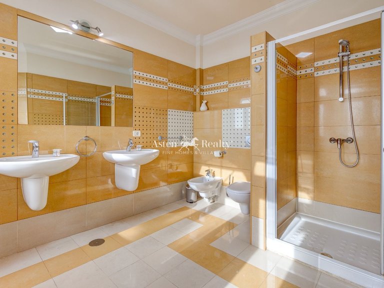 Villa for Sale in Torviscas Alto, Tenerife 7