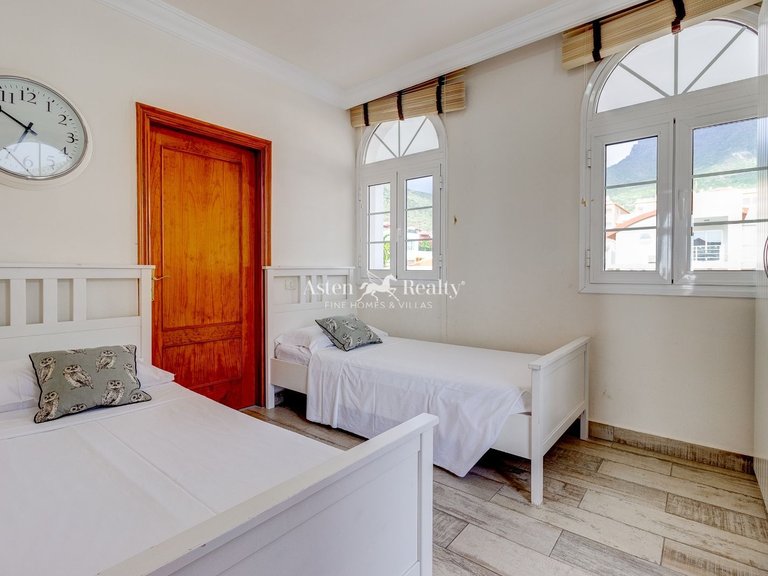Villa for Sale in Torviscas Alto, Tenerife 9
