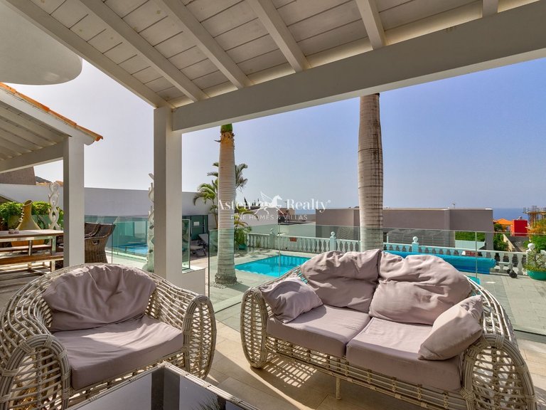 Villa for Sale in Torviscas Alto, Tenerife 39