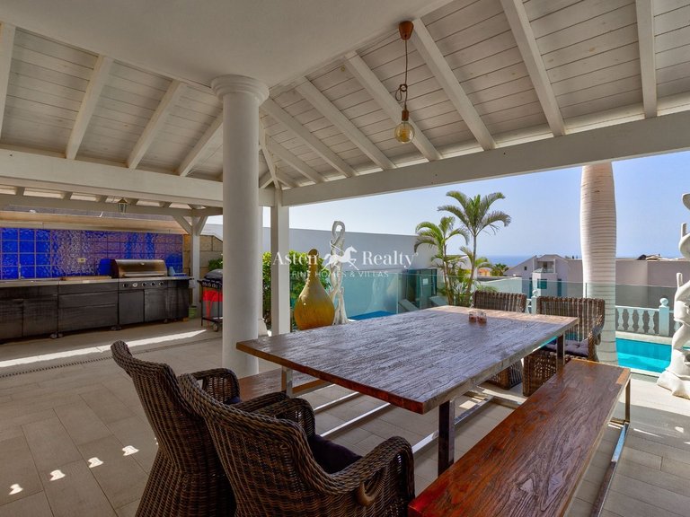 Villa for Sale in Torviscas Alto, Tenerife 43