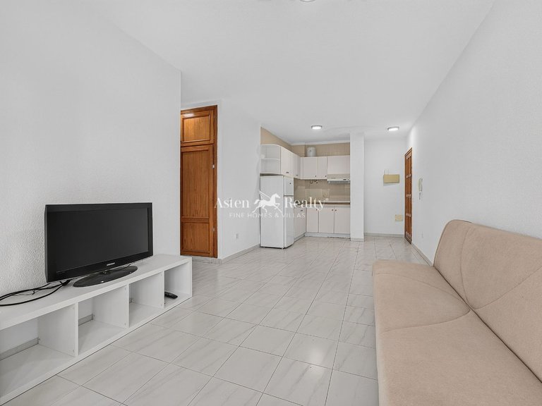 Apartment for Sale in Los Abrigos, Tenerife 3