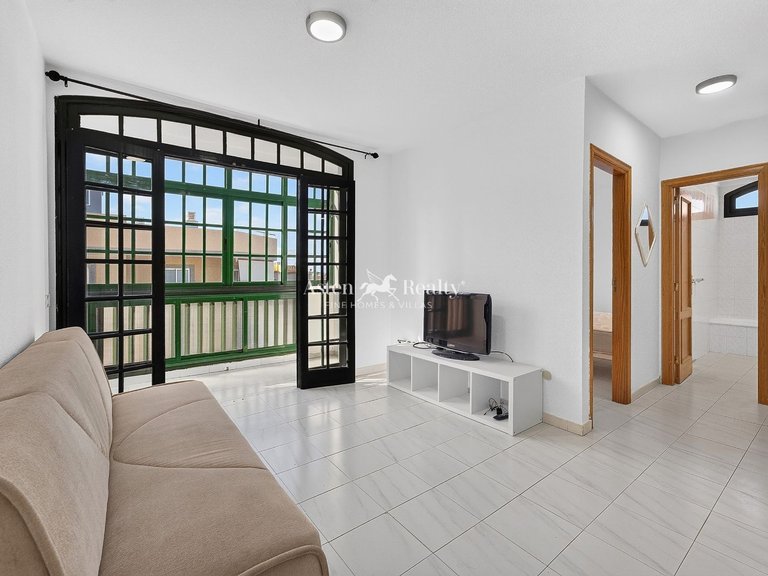 Apartment for Sale in Los Abrigos, Tenerife 5