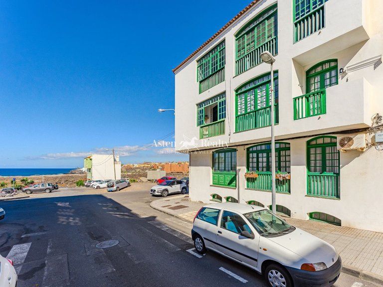 Apartment for Sale in Los Abrigos, Tenerife 16
