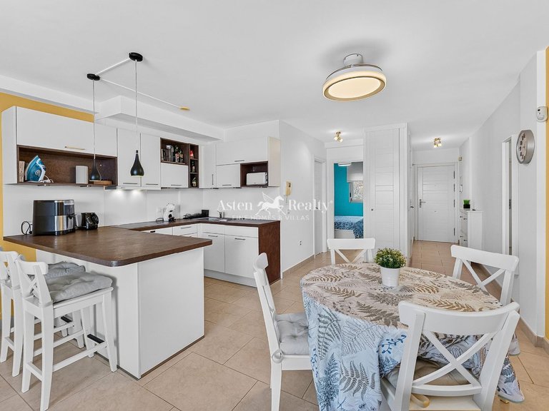 Apartment for Sale in Palm-mar, Tenerife 9