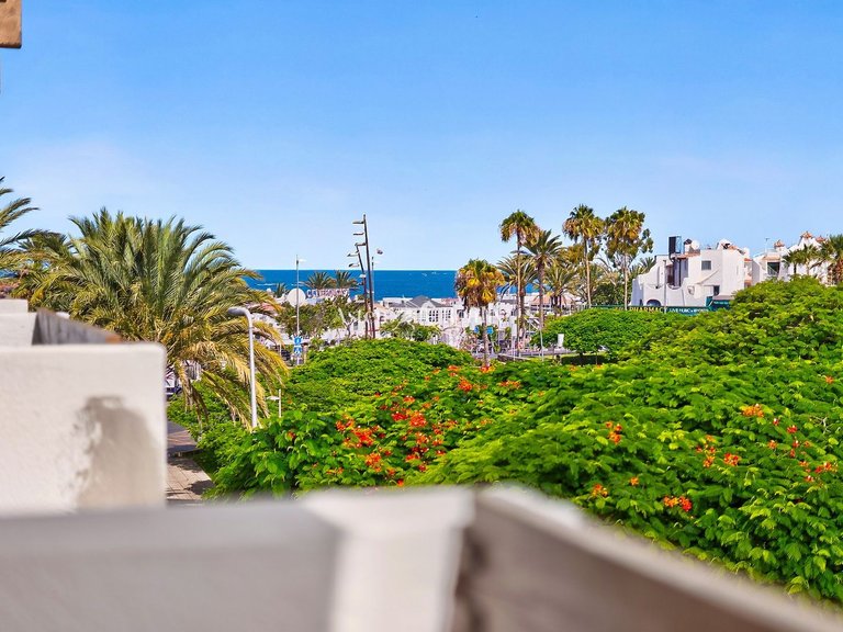 Apartment for Sale in Playa De Las Américas, Tenerife 2
