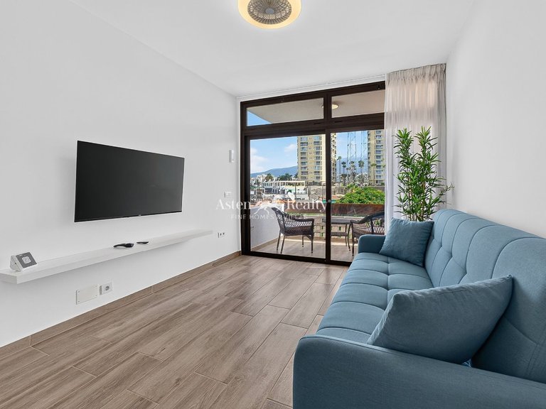 Apartment for Sale in Playa De Las Américas, Tenerife 7