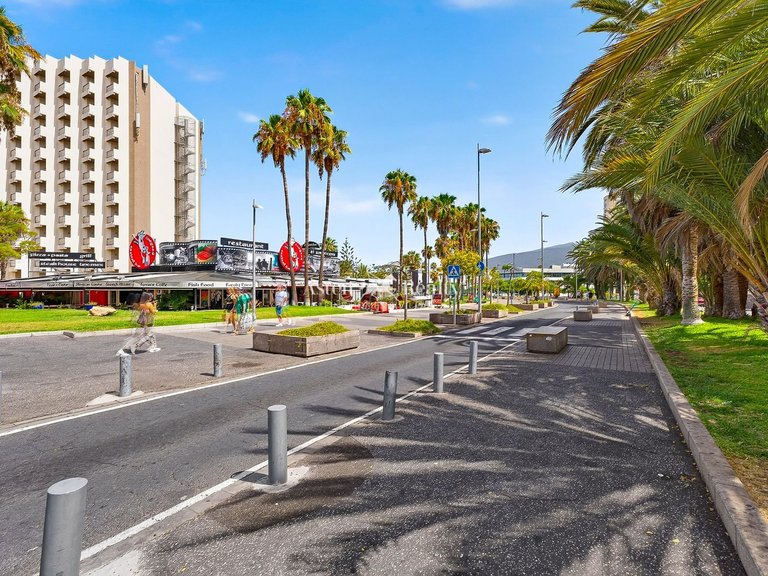 Apartment for Sale in Playa De Las Américas, Tenerife 16