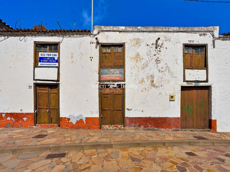 Villa for Sale in Santiago Del Teide, Tenerife 18