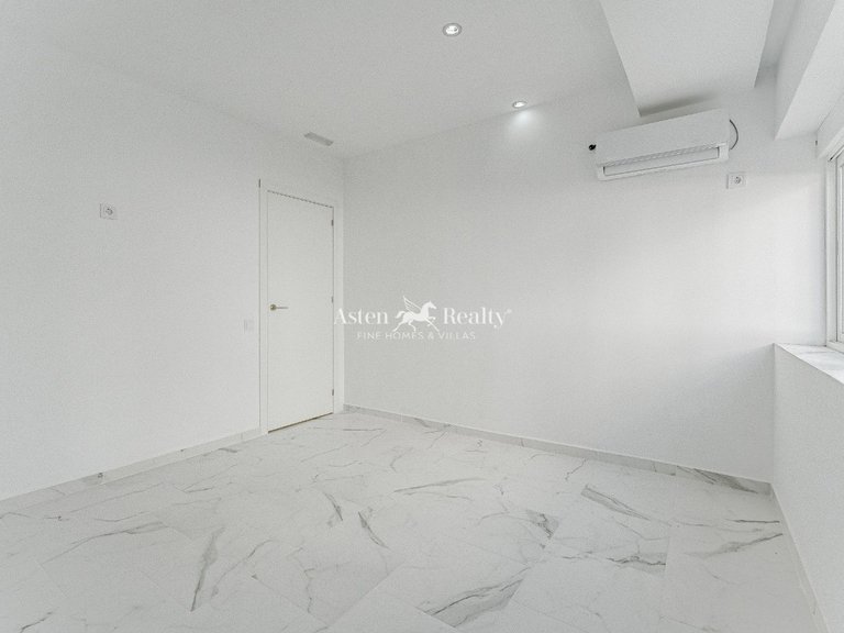 Apartment for Sale in Puerto De Santiago, Tenerife 8