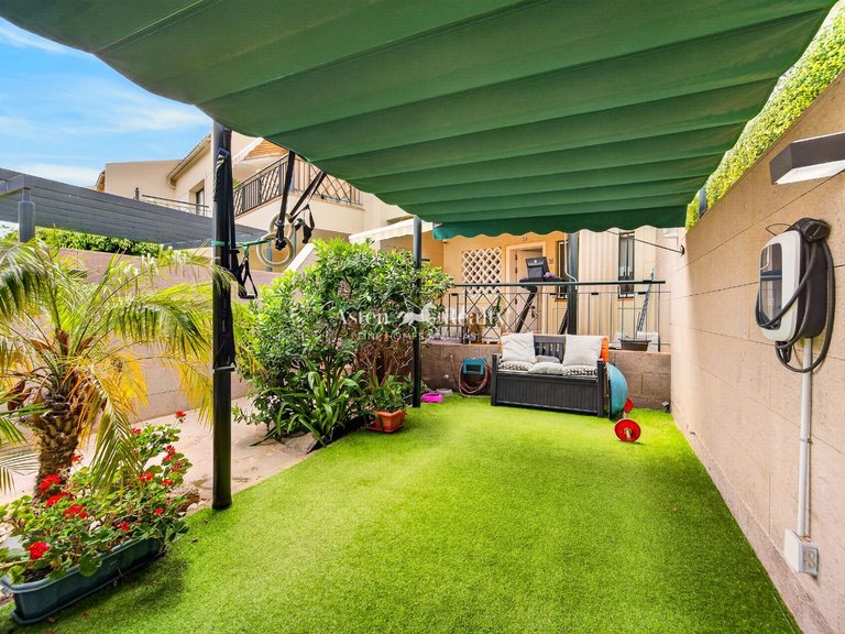 Apartment for Sale in Playa Del Duque, Tenerife 4