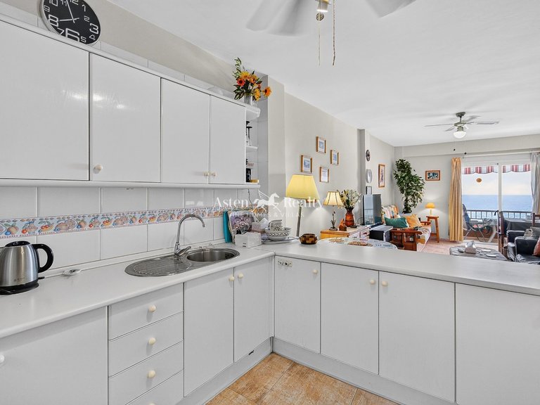 Apartment for Sale in Puerto De Santiago, Tenerife 7