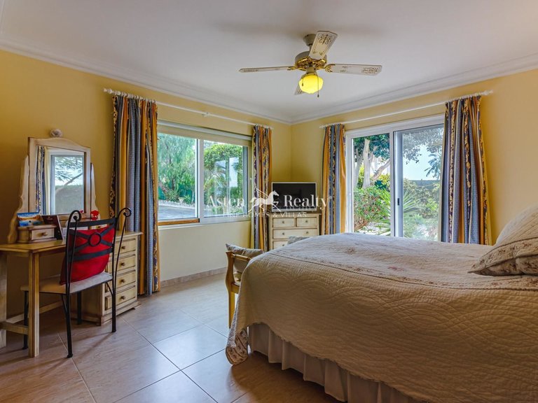 Villa for Sale in Valle De San Lorenzo, Tenerife 6