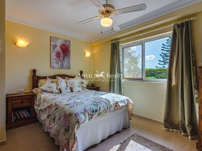 Villa for Sale in Valle De San Lorenzo, Tenerife 10