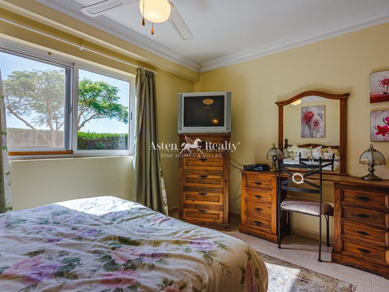 Villa for Sale in Valle De San Lorenzo, Tenerife 11