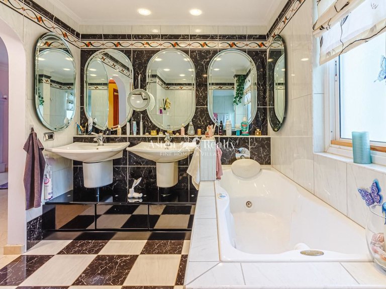 Villa for Sale in Valle De San Lorenzo, Tenerife 15