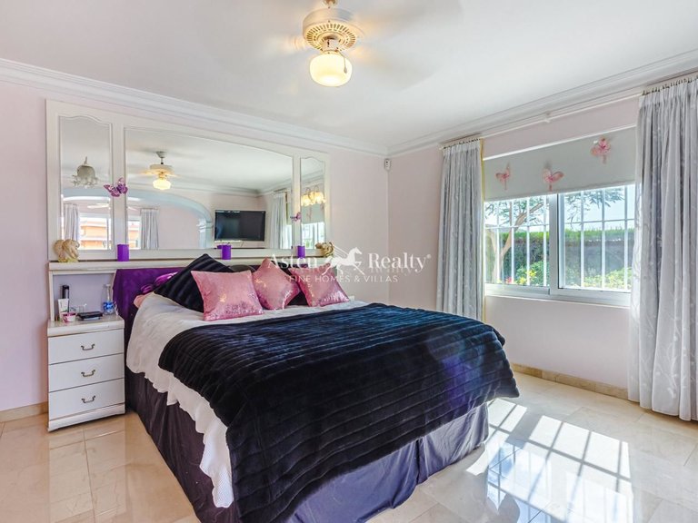 Villa for Sale in Valle De San Lorenzo, Tenerife 17