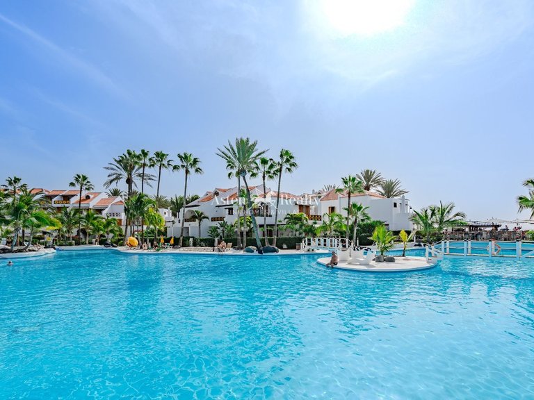 Town House for Sale in Playa De Las Américas, Tenerife 2