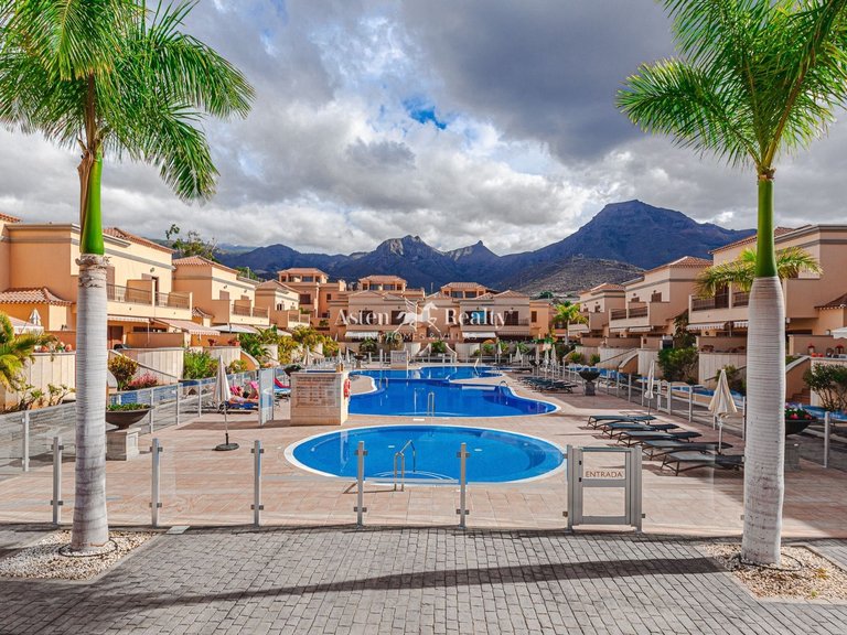Town House for Sale in Playa Del Duque, Tenerife 24
