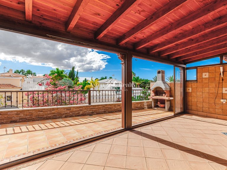 Town House for Sale in Playa Del Duque, Tenerife 2